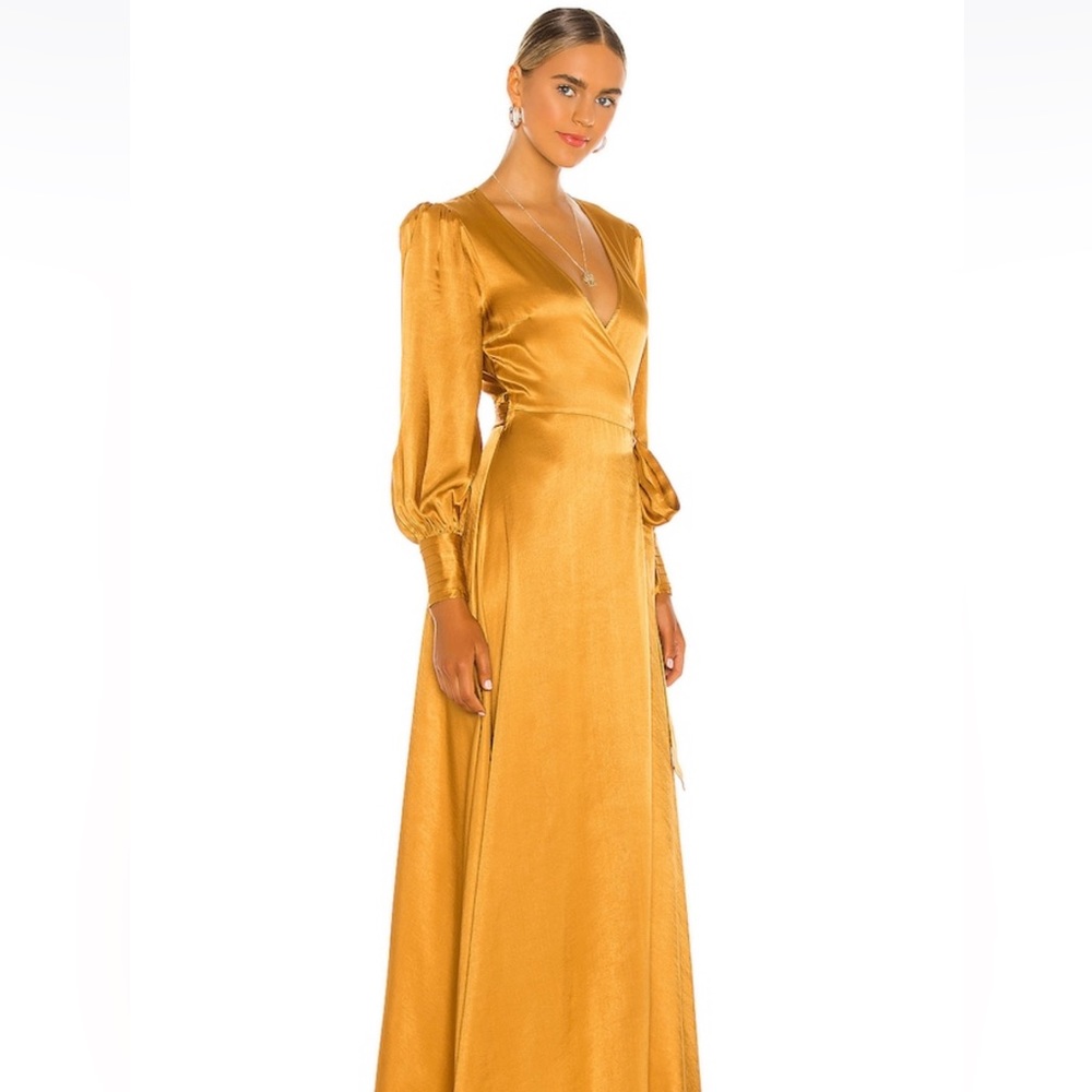 NWT House of Harlow Gown Sz M